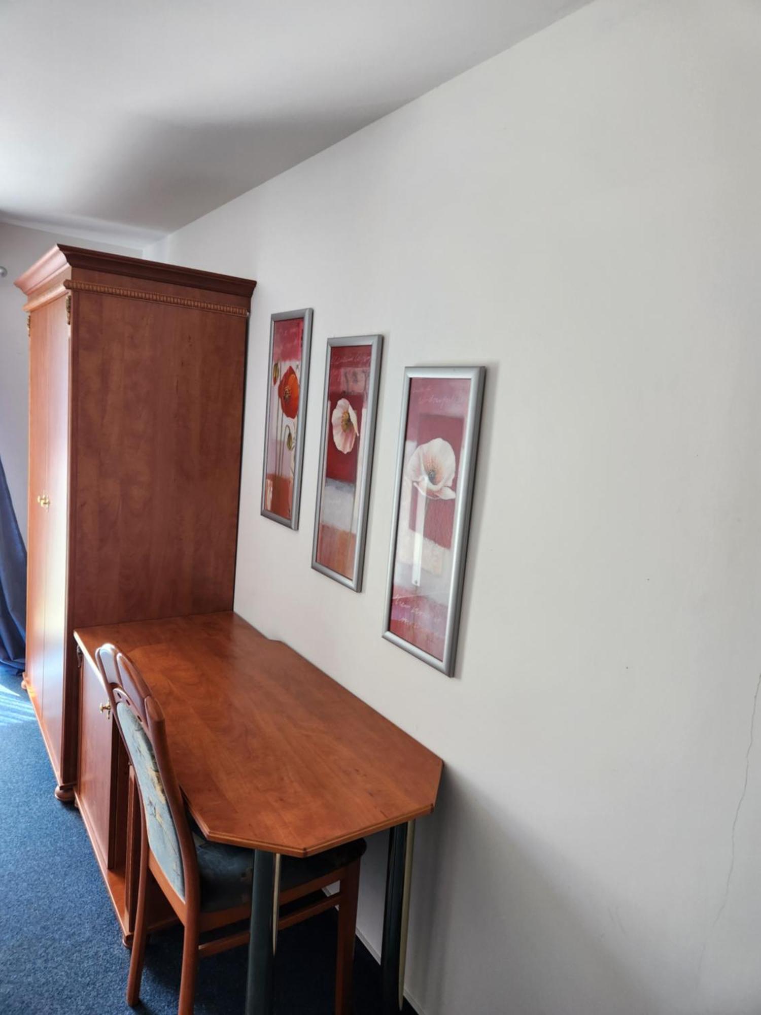 Hotel Hoyers In Pinneberg Prisdorf エクステリア 写真